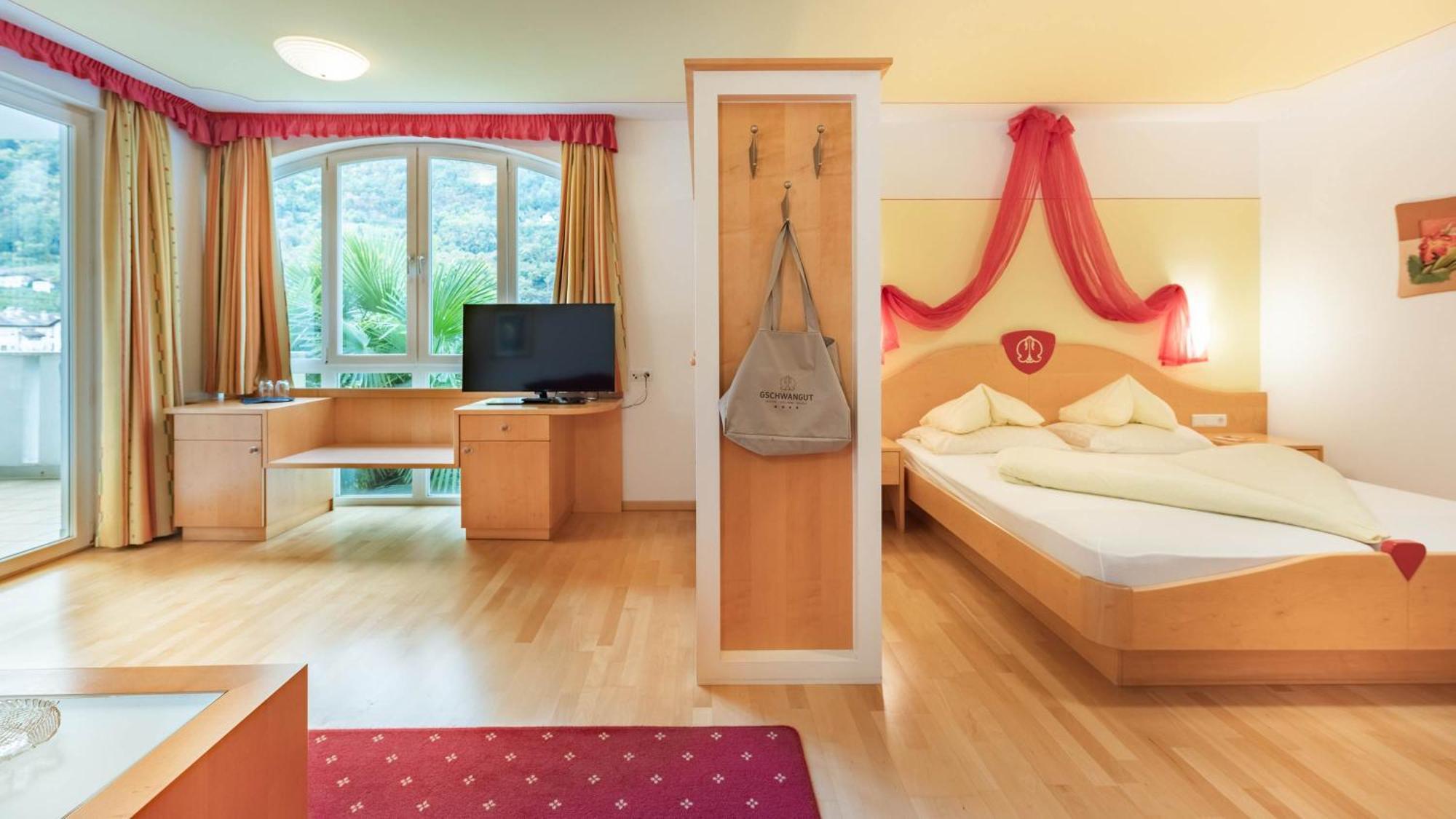 Hotel Gschwangut Lana Kültér fotó