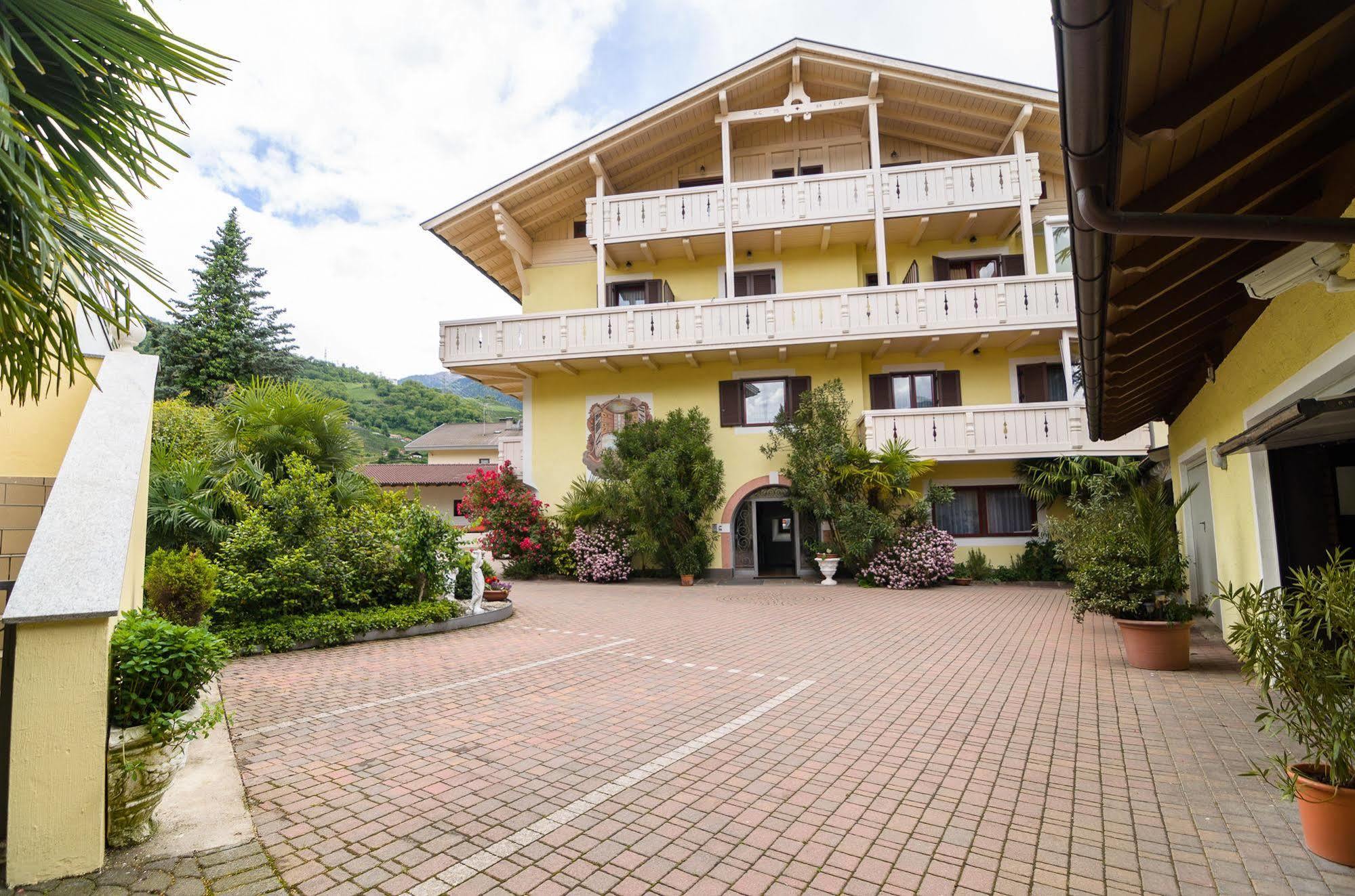 Hotel Gschwangut Lana Kültér fotó